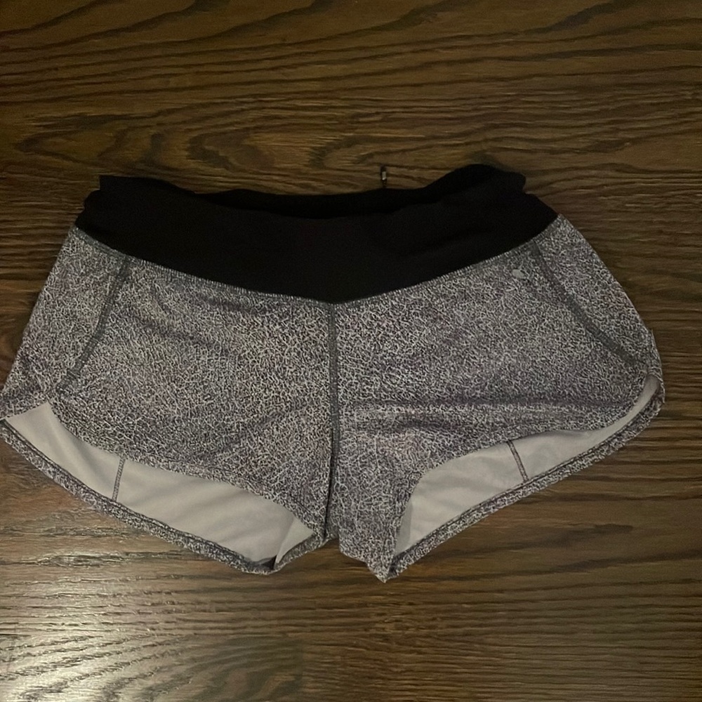 Black and white speed up lululemon shorts
